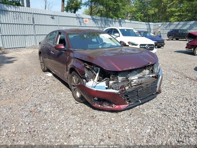 NISSAN ALTIMA 2023