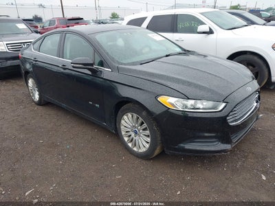 FORD FUSION HYBRID 2013