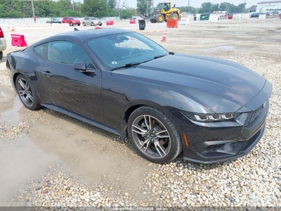 FORD MUSTANG 2024