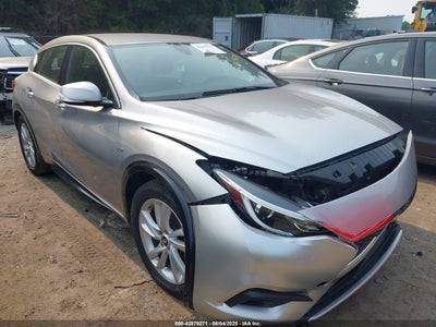 INFINITI QX30 2018