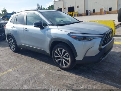 TOYOTA COROLLA CROSS 2025
