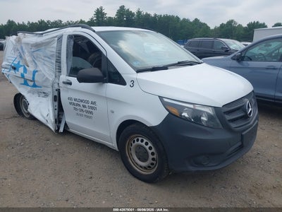 MERCEDES-BENZ METRIS 2022