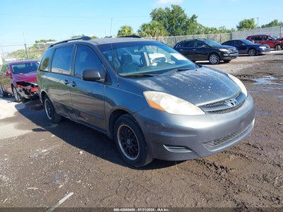 TOYOTA SIENNA 2008