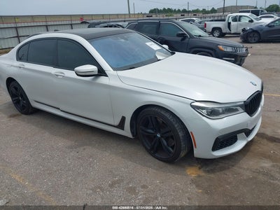 BMW 750I 2018