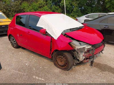 TOYOTA YARIS 2015