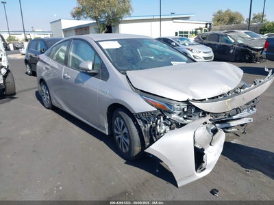 TOYOTA PRIUS PRIME 2021
