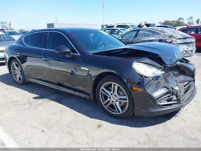 PORSCHE PANAMERA 2010