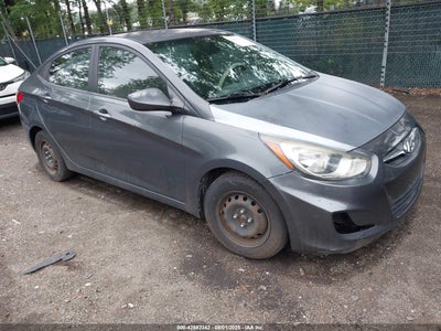 HYUNDAI ACCENT 2012