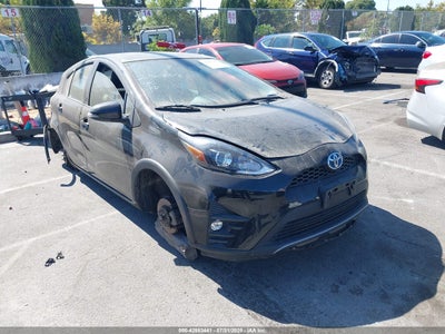 TOYOTA PRIUS C 2018