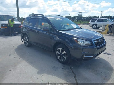 SUBARU FORESTER 2017