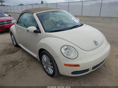 VOLKSWAGEN NEW BEETLE 2008