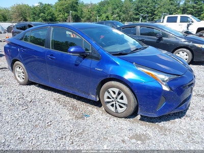 TOYOTA PRIUS 2017