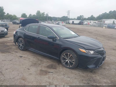 TOYOTA CAMRY 2019