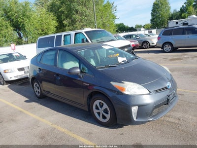 TOYOTA PRIUS 2013