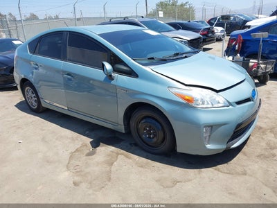 TOYOTA PRIUS 2013