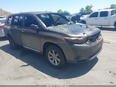 TOYOTA HIGHLANDER 2012