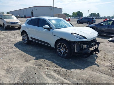 PORSCHE MACAN 2015