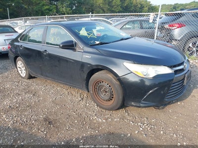 TOYOTA CAMRY HYBRID 2015