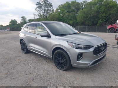 FORD ESCAPE 2023