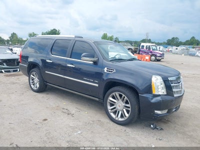 CADILLAC ESCALADE ESV 2013
