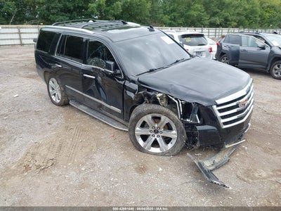 CADILLAC ESCALADE 2017