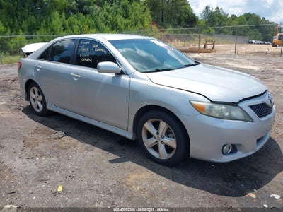 TOYOTA CAMRY 2011