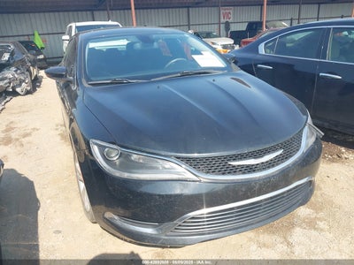 CHRYSLER 200 2016