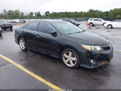 TOYOTA CAMRY 2013