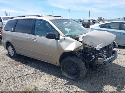 TOYOTA SIENNA 2008