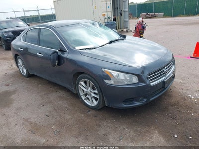 NISSAN MAXIMA 2009