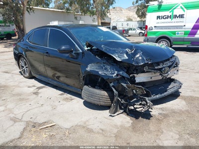 TOYOTA CAMRY 2019