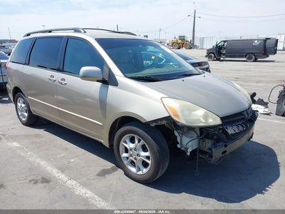 TOYOTA SIENNA 2005