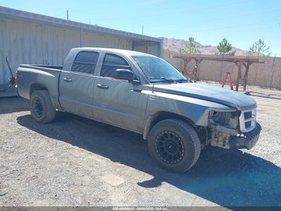 RAM DAKOTA 2011