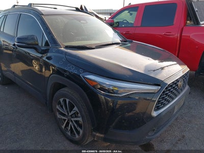TOYOTA COROLLA CROSS 2024