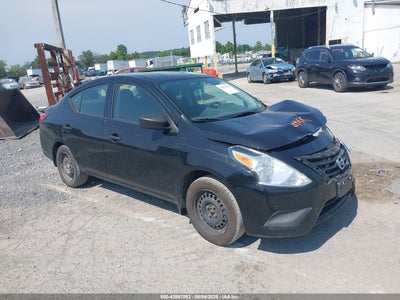 NISSAN VERSA 2017