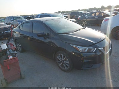NISSAN VERSA 2020