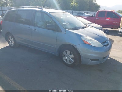 TOYOTA SIENNA 2008