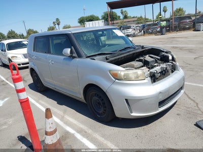 SCION XB 2010