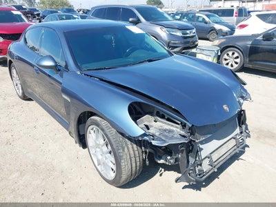 PORSCHE PANAMERA 2013