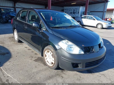 NISSAN VERSA 2011