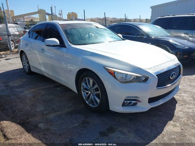 INFINITI Q50 2015