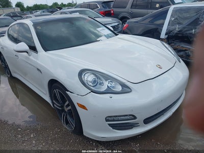 PORSCHE PANAMERA 2012