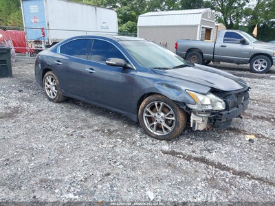 NISSAN MAXIMA 2013