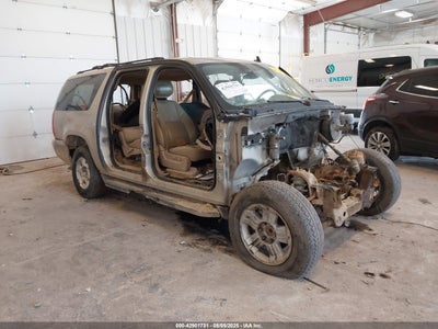 CHEVROLET SUBURBAN 1500 2011