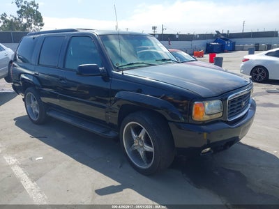 CADILLAC ESCALADE 2000