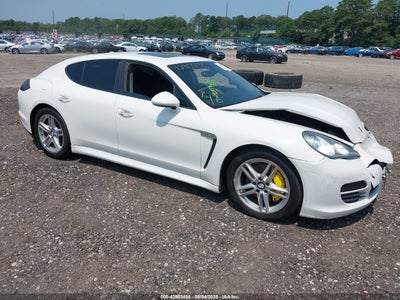 PORSCHE PANAMERA 2012