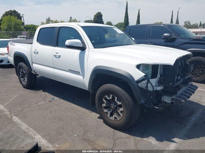 TOYOTA TACOMA 2018