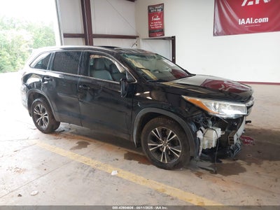 TOYOTA HIGHLANDER 2016