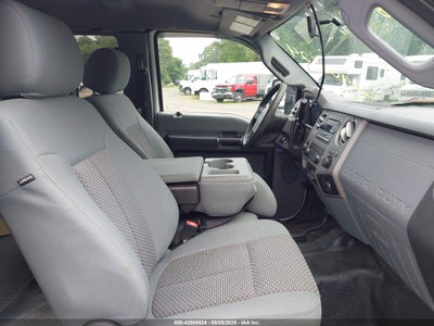 FORD F-350 CHASSIS 2016