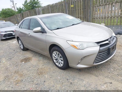 TOYOTA CAMRY 2016